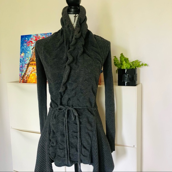 Stretchable Open Front Shaped Knit Cardigan - Picture 3 of 13